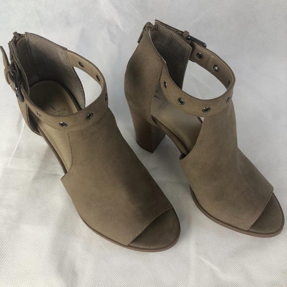 Tan Women Simply Vera Wang Open Toe Ankle Strap H - Picture 8 of 9